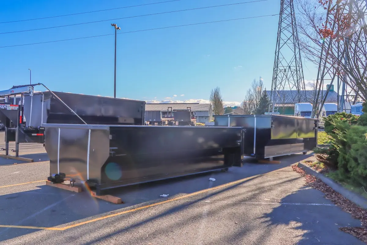 Professional dumpster rental and junk removal service in Plantation